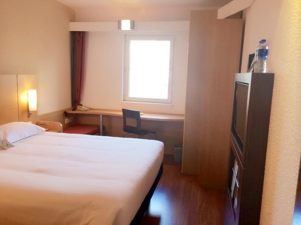 Ibis Tianjin Teda Hotel Exterior photo